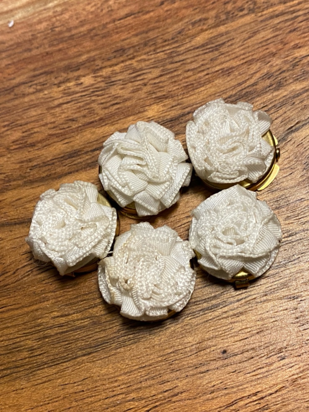 Set of 5 ribbon rose button covers